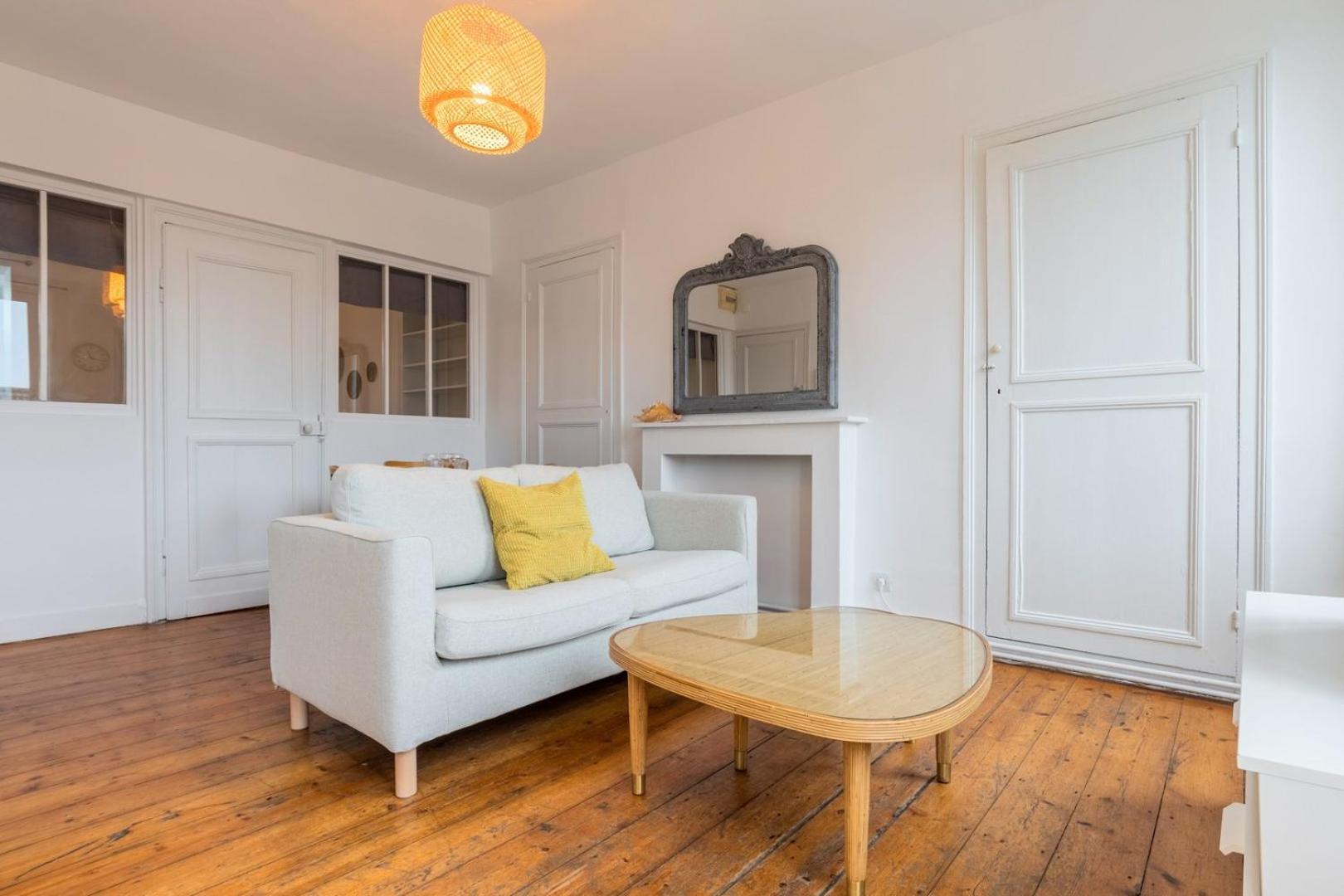 2-Bedroom Apartment Near Metro Λιλ Εξωτερικό φωτογραφία